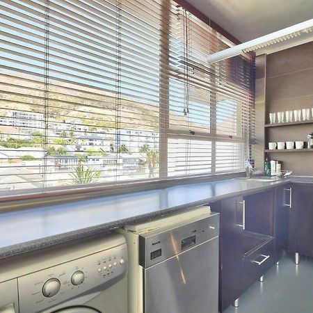 Montclair 60B Apartment Cape Town Luaran gambar